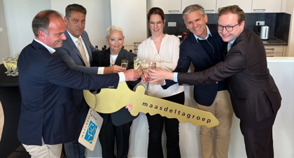 afbeelding horende bij nieuwsbericht Feestelijke sleuteloverdracht bij woonzorgcentrum De Eik