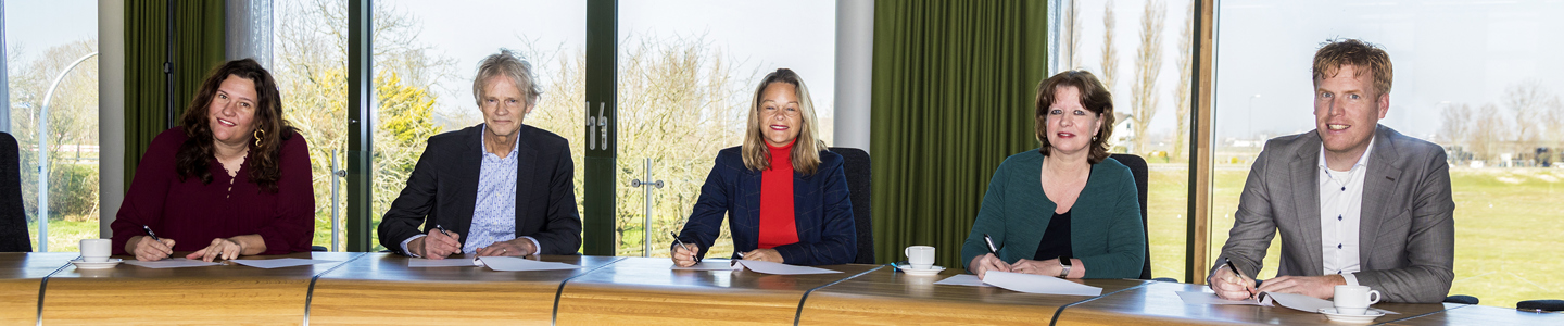 afbeelding Ondertekening Intentieverklaring Midden Delfland